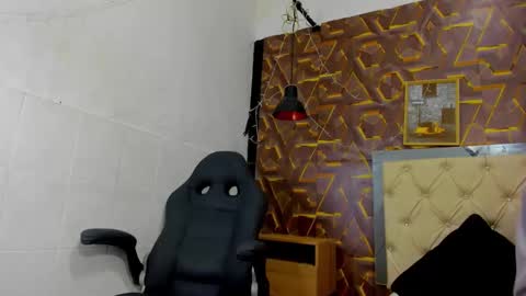 reed_kitty online show from 12.14.25