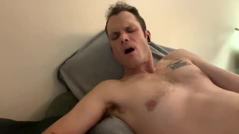 Reed Thomas online show from 12.03.25