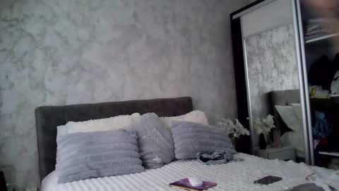 Reed-velvet online show from 02.24.26