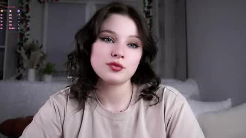 Snapshot of regenasuri chatting on 03.15.26 Grace online show from 03.15.26