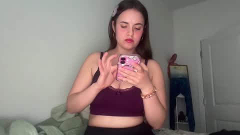 Its Reginaaa  online show from 04.12.26