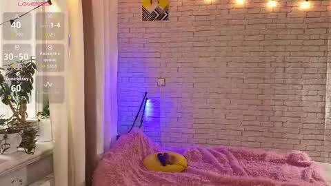 ReginaHawkinss online show from 02.10.26