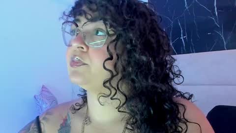 Snapshot of reginavegaa chatting on 05.13.26 reginavegaa online show from 05.13.26