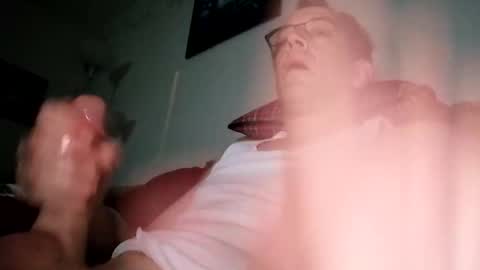 Snapshot of regularguy20 chatting on 11.05.25 regularguy20 online show from 11.05.25