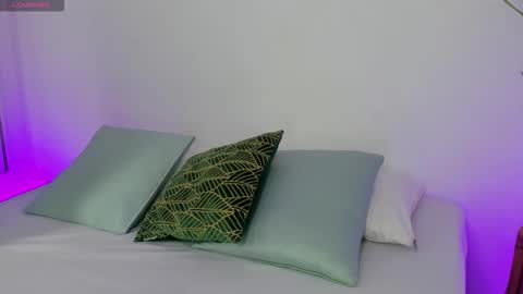 Reika  online show from 03.29.26