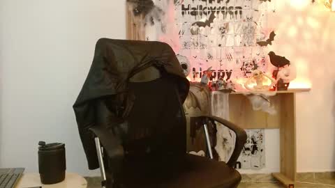   REIKO  online show from 10.25.25