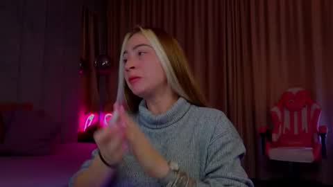 reina cummings online show from 10.08.25