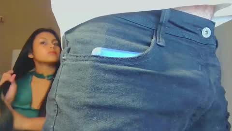 Snapshot of reina_paola chatting on 02.10.25 paola online show from 02.10.25