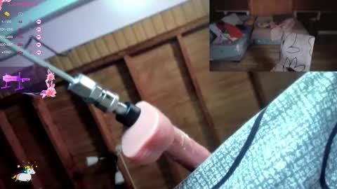 Reinacatchile online show from 10.27.25