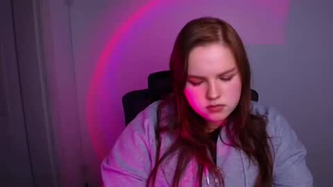 Reina online show from 12.19.25