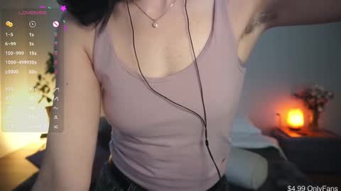 Snapshot of remibliss chatting on 01.17.25 Remi online show from 01.17.25