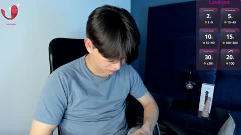 Snapshot of remiblythe chatting on 03.11.25 RemiBlythe online show from 03.11.25