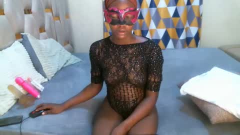 remmyqueen online show from 05.25.26