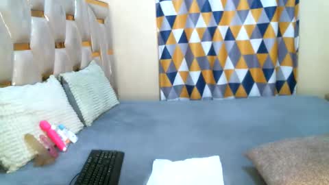 remmyqueen online show from 05.28.26