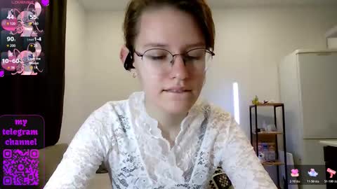 Claire online show from 03.21.26