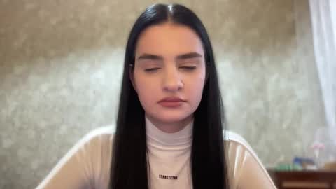 Snapshot of renata_a1 chatting on 09.29.25 Renata online show from 09.29.25