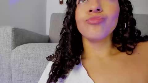 Renata 3 online show from 02.18.25