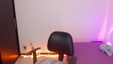    online show from 10.17.25