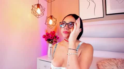 Renata Vale28 online show from 02.20.26