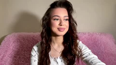 Mila online show from 04.11.26