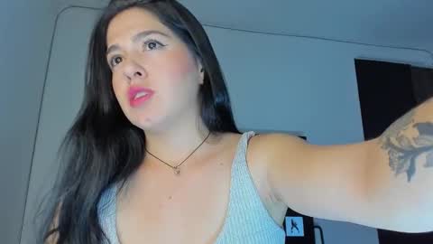 Renata online show from 11.16.25