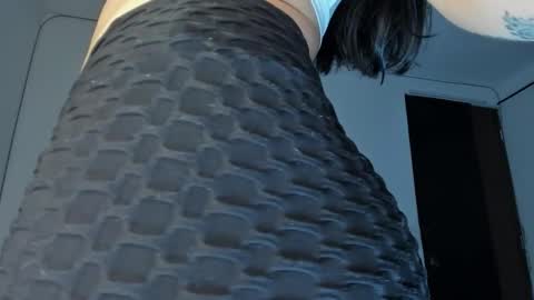 Renata online show from 11.19.25