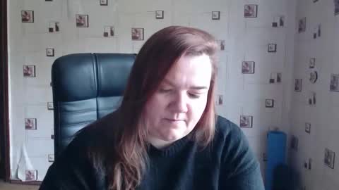 renataoia online show from 04.18.26