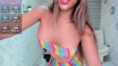 Renata Reyes online show from 09.19.25