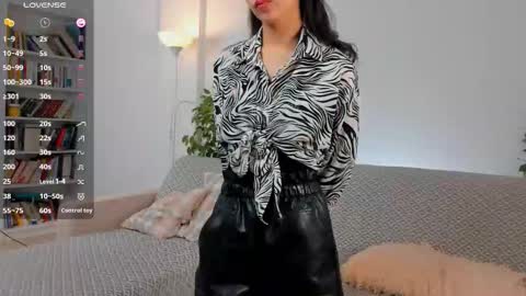 Call me Mira online show from 10.06.25