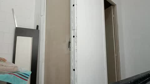 Snapshot of renatocavedon1 chatting on 12.16.25 renatocavedon1 online show from 12.16.25