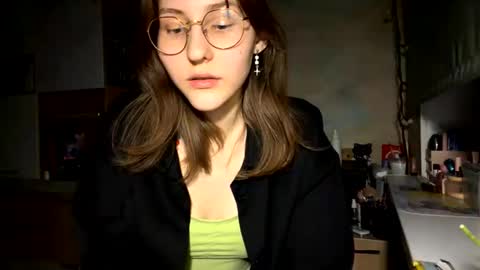 Mia online show from 02.14.26