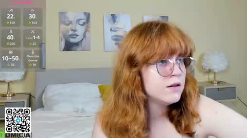 Snapshot of reneefoxy_ chatting on 07.20.26 reneefoxy_ online show from 07.20.26