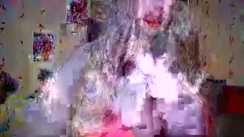 Snapshot of reneice chatting on 11.23.25 ReneIce online show from 11.23.25