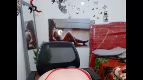 Snapshot of renesmee_tanner chatting on 01.18.25 renesmee tanner online show from 01.18.25