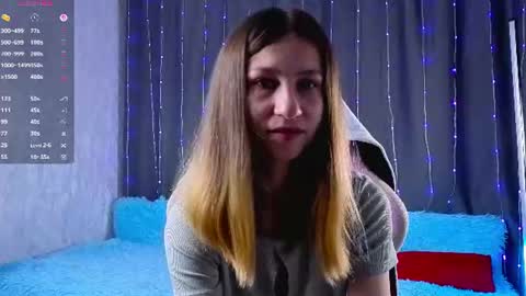Snapshot of renettaschmeling chatting on 07.09.26 Christina online show from 07.09.26