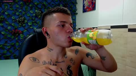 R E N E  online show from 02.13.25