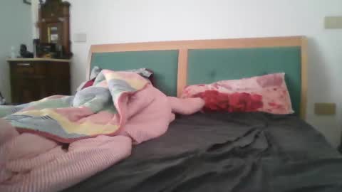 Snapshot of renske89 chatting on 02.21.25 renske89 online show from 02.21.25