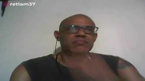 Snapshot of retlam37 chatting on 01.05.25 Walter online show from 01.05.25