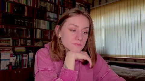 Rie online show from 04.10.26