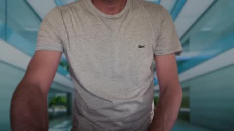 Snapshot of revoiralynch chatting on 12.30.24 SonnyXXX online show from 12.30.24