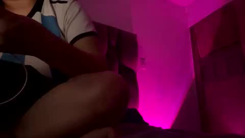 Rexa y blade  online show from 10.31.25