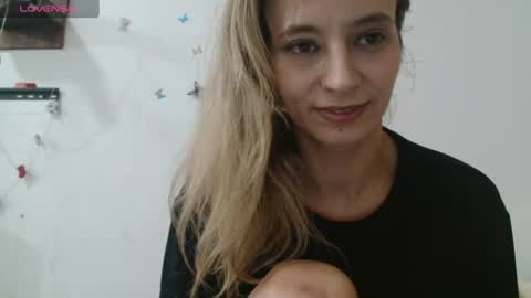 Snapshot of rexxa_flower chatting on 07.26.26 Rexxa online show from 07.26.26