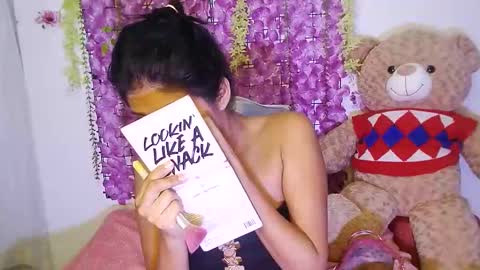 rey26_mila_ online show from 04.13.26