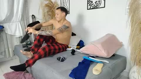 Snapshot of rey_masterhot chatting on 02.16.26 reymasterhot online show from 02.16.26