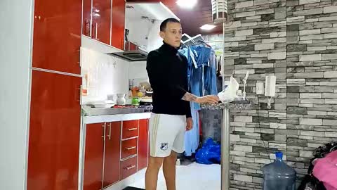 Snapshot of rey_masterhot chatting on 02.22.26 reymasterhot online show from 02.22.26