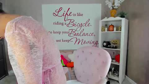   online show from 11.23.25