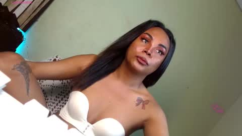 rhianasollway69 online show from 11.13.25