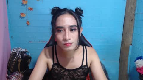 rhianesassy online show from 12.12.24
