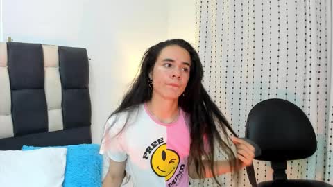 rhiannacoral online show from 02.16.25