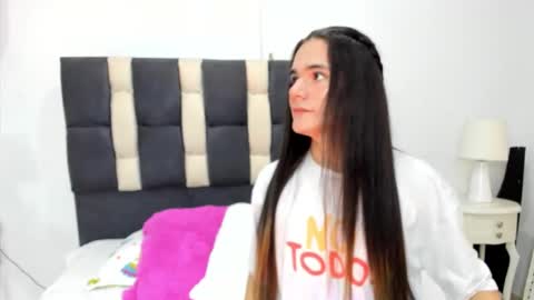 rhiannacoral online show from 02.16.25